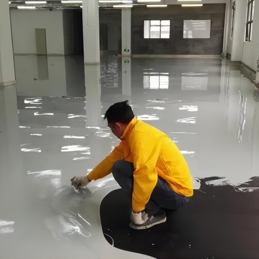 新泰防腐防静电地坪,防腐防静电自流平地坪